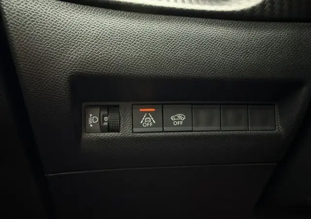 PEUGEOT 2008 1.5 BlueHDi Allure Pack S&S