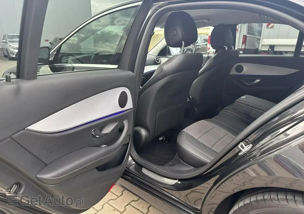 MERCEDES-BENZ Klasa E 