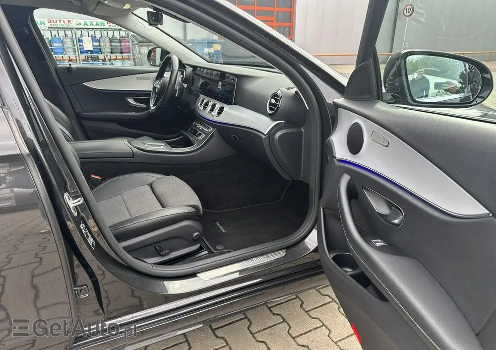 MERCEDES-BENZ Klasa E 