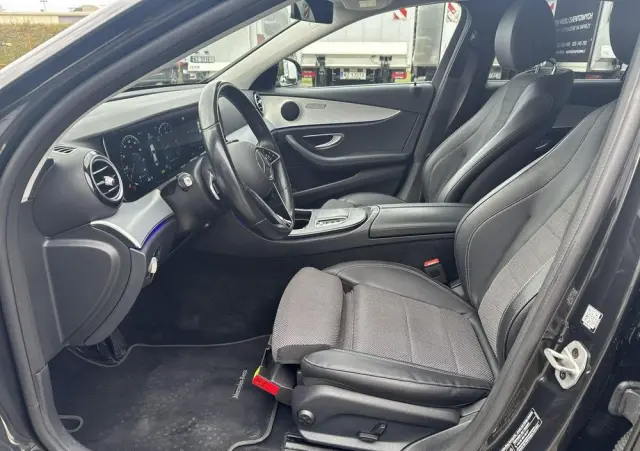 MERCEDES-BENZ Klasa E 