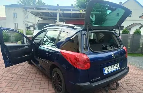 PEUGEOT 207 