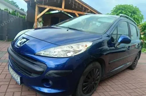 PEUGEOT 207 