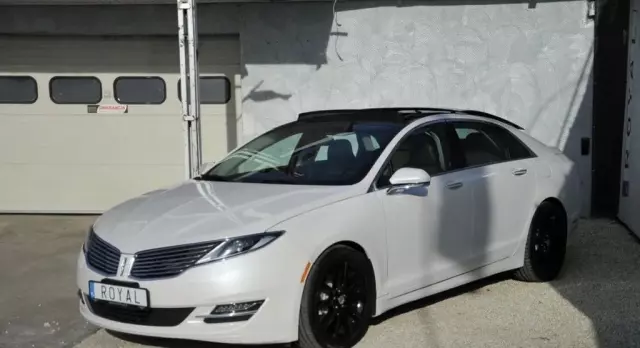 LINCOLN MKZ 
