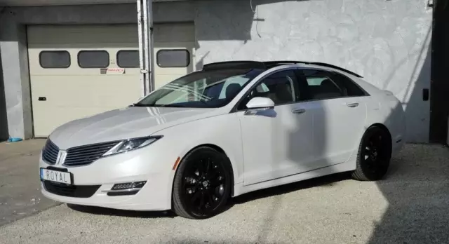 LINCOLN MKZ 