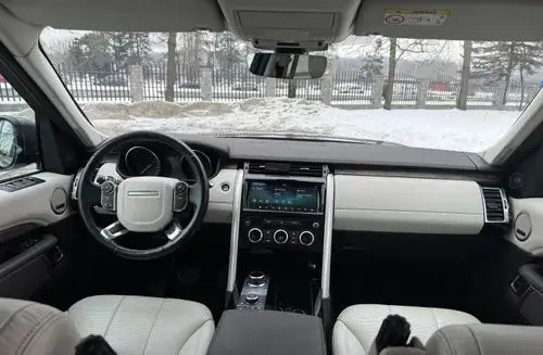 LAND ROVER Discovery 