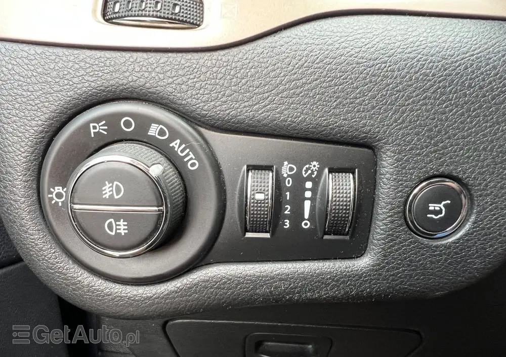 JEEP Cherokee 2.0 MJD Active Drive I Longitude