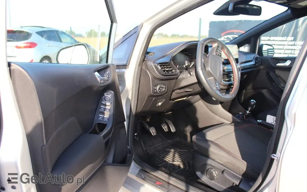 FORD Fiesta 1.0 EcoBoost S&S ST-LINE