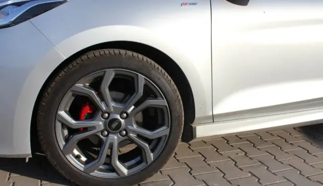 FORD Fiesta 1.0 EcoBoost S&S ST-LINE