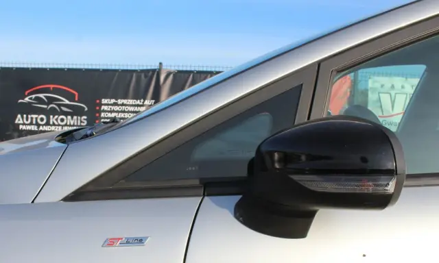 FORD Fiesta 1.0 EcoBoost S&S ST-LINE