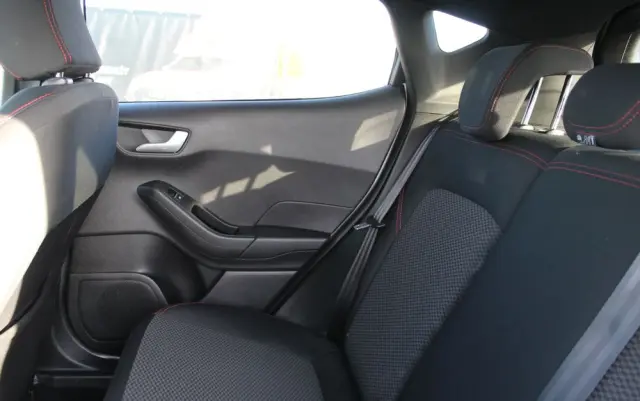 FORD Fiesta 1.0 EcoBoost S&S ST-LINE