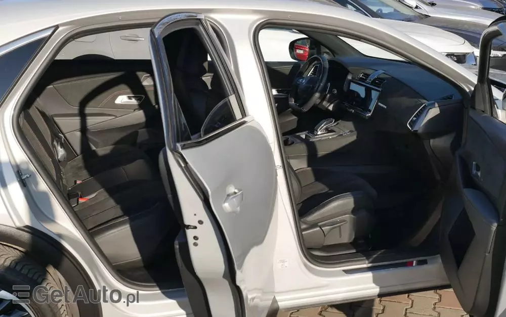 DS AUTOMOBILES DS 7 Crossback 1.6 E-Tense Performance Line
