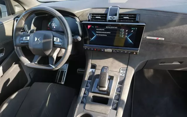 DS AUTOMOBILES DS 7 Crossback 1.6 E-Tense Performance Line