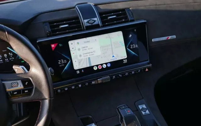 DS AUTOMOBILES DS 7 Crossback 1.6 E-Tense Performance Line