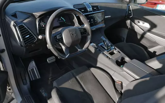 DS AUTOMOBILES DS 7 Crossback 1.6 E-Tense Performance Line