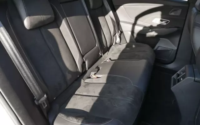 DS AUTOMOBILES DS 7 Crossback 1.6 E-Tense Performance Line