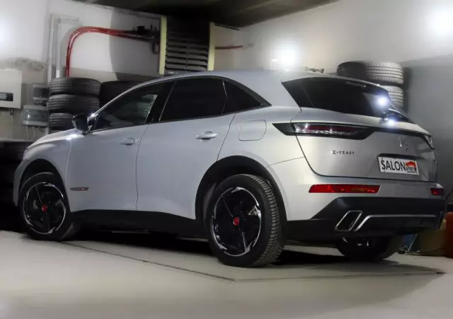 DS AUTOMOBILES DS 7 Crossback 1.6 E-Tense Performance Line