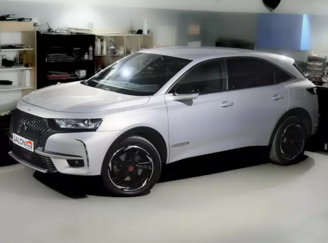 DS AUTOMOBILES DS 7 Crossback 1.6 E-Tense Performance Line