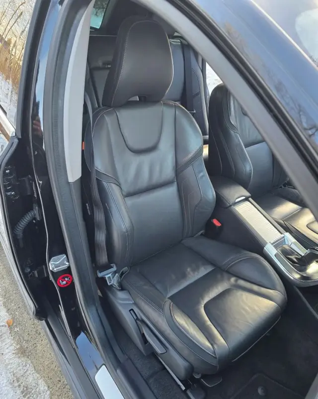 VOLVO XC 60 D4 Geartronic Ocean Race