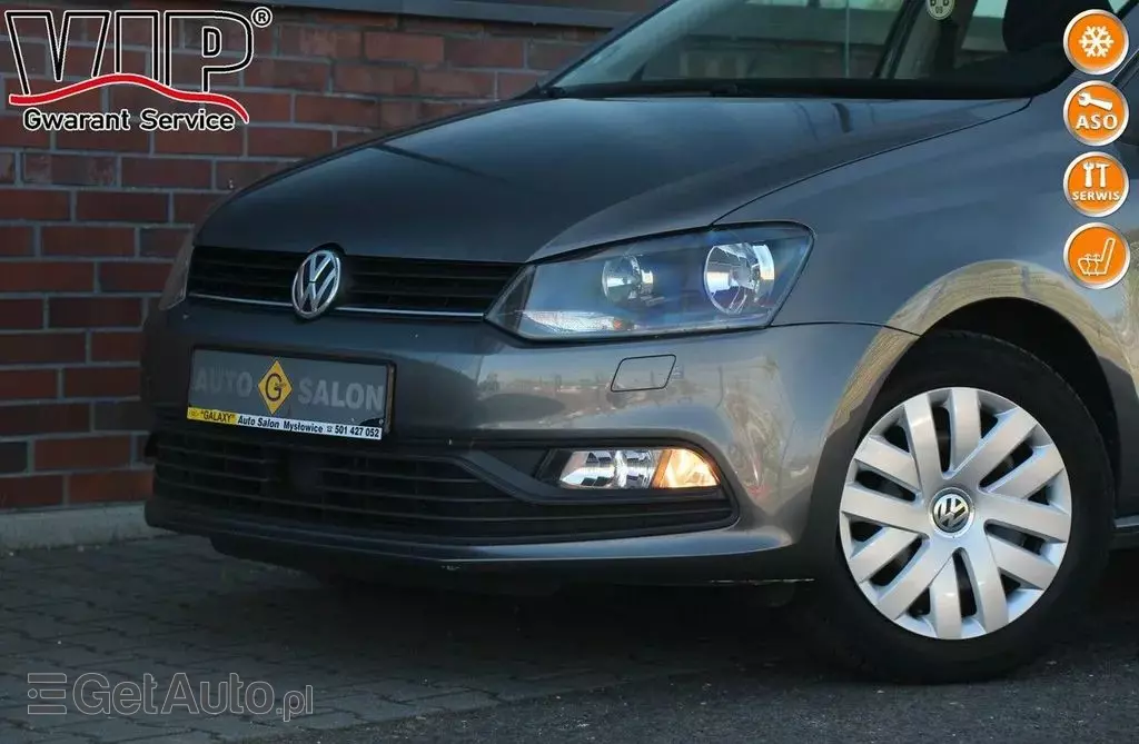 VOLKSWAGEN Polo 