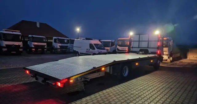 MERCEDES-BENZ Atego 1622 Laweta 7.5m Klima Poduszki 