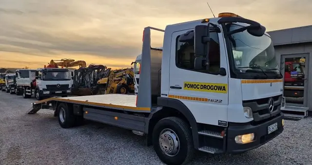 MERCEDES-BENZ Atego 1622 Laweta 7.5m Klima Poduszki 