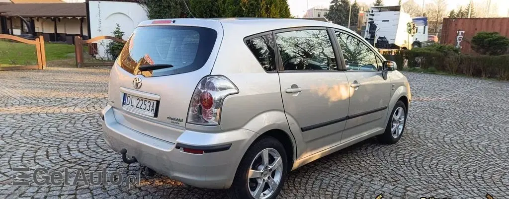 TOYOTA Corolla Verso 