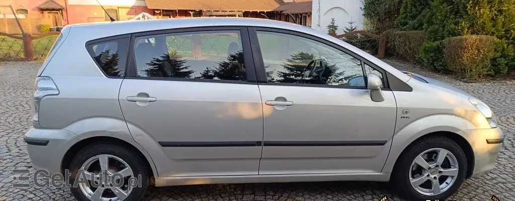 TOYOTA Corolla Verso 