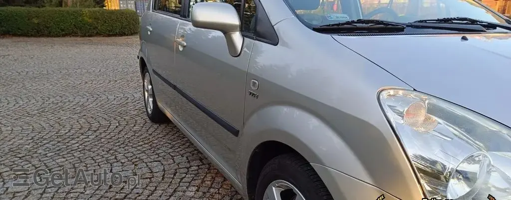 TOYOTA Corolla Verso 
