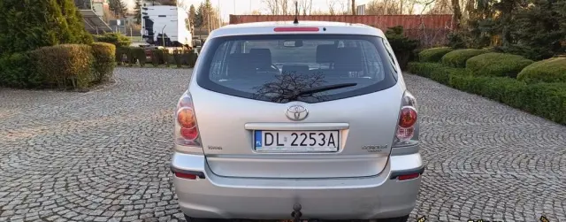 TOYOTA Corolla Verso 