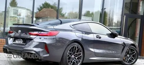 BMW M8 