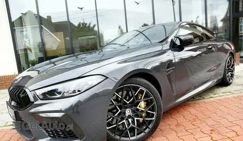 BMW M8 