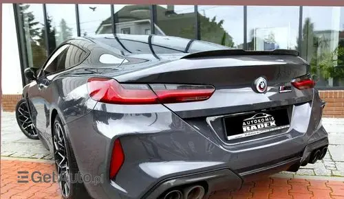 BMW M8 