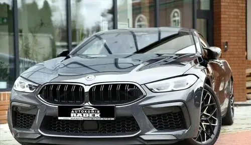 BMW M8 