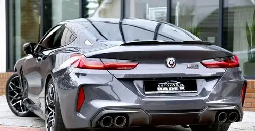 BMW M8 