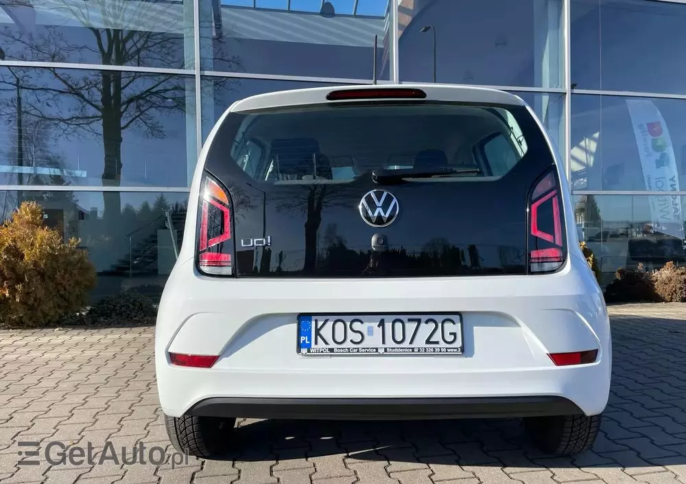 VOLKSWAGEN Up! 