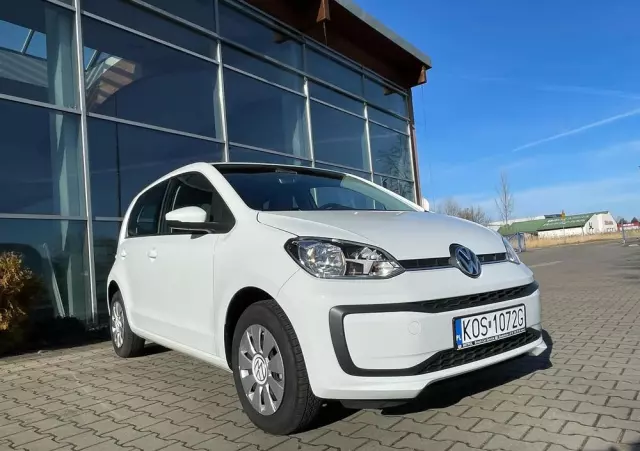 VOLKSWAGEN Up! 