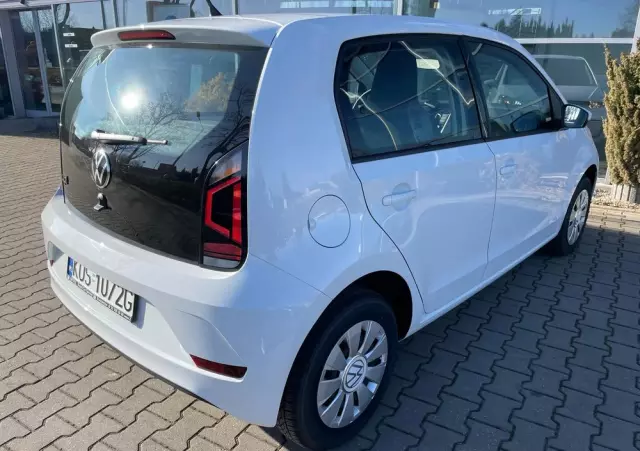 VOLKSWAGEN Up! 