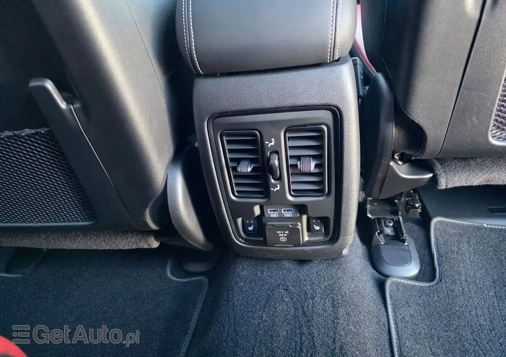 DODGE Durango Ver-6-4-srt