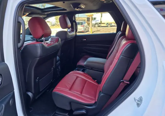 DODGE Durango Ver-6-4-srt