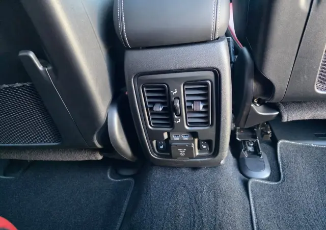 DODGE Durango Ver-6-4-srt