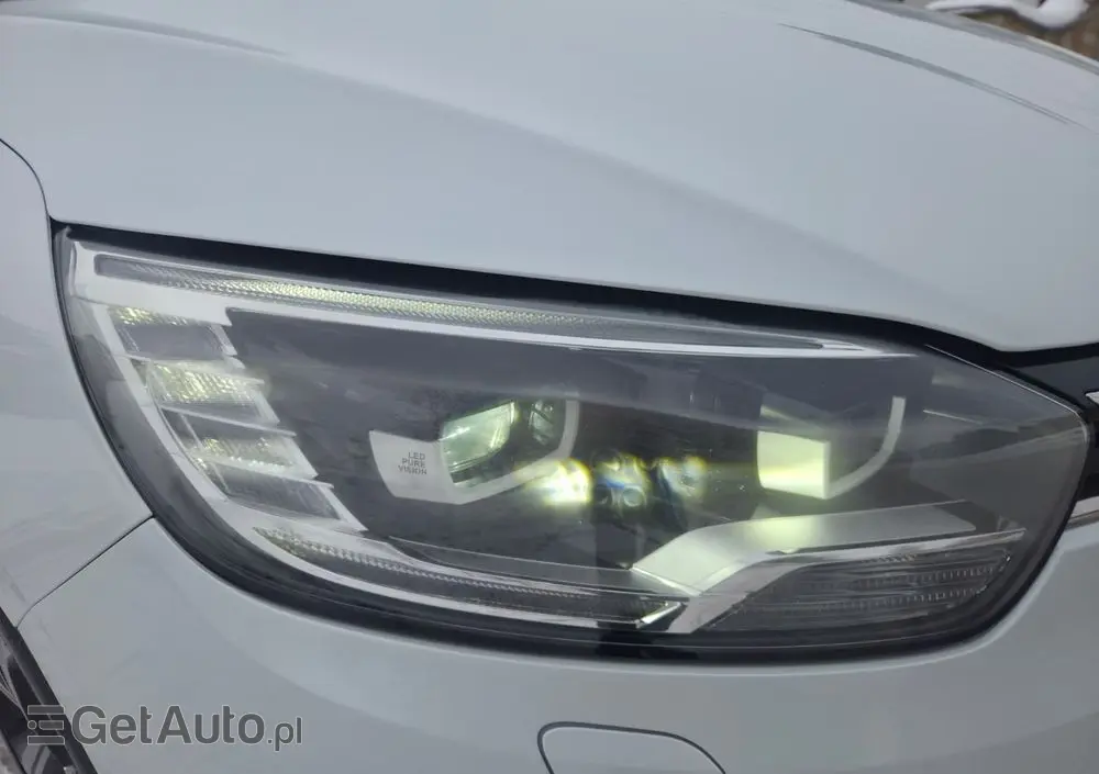 RENAULT Scenic BLUE dCi 120 EDC BUSINESS EDITION