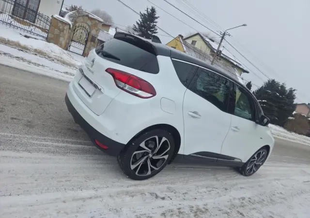 RENAULT Scenic BLUE dCi 120 EDC BUSINESS EDITION