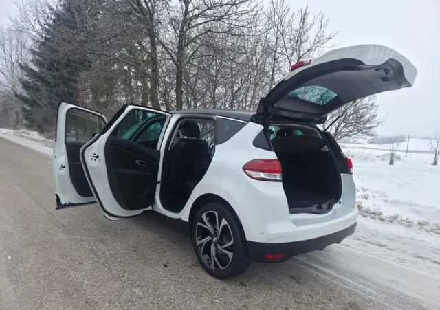 RENAULT Scenic BLUE dCi 120 EDC BUSINESS EDITION