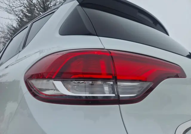 RENAULT Scenic BLUE dCi 120 EDC BUSINESS EDITION