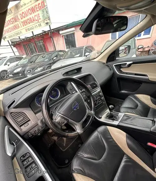 VOLVO Xc 60 