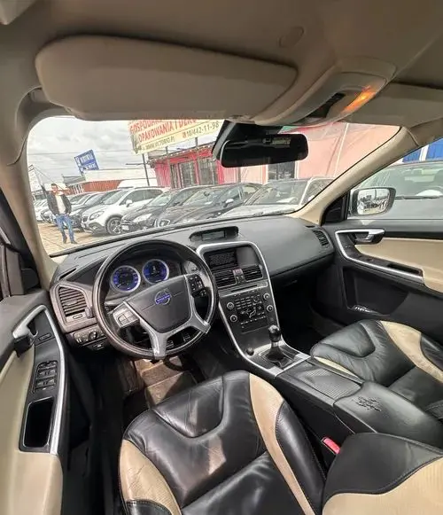 VOLVO Xc 60 