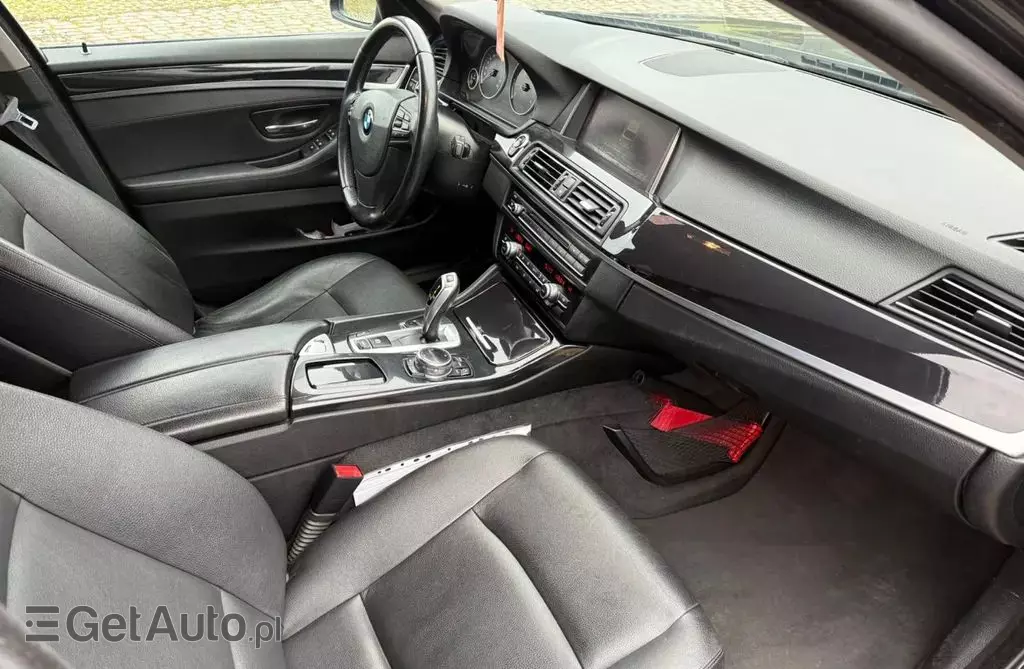 BMW Seria 5 518d (143 KM)