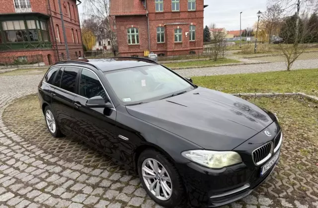 BMW Seria 5 518d (143 KM)
