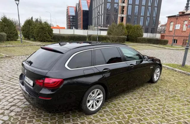 BMW Seria 5 518d (143 KM)