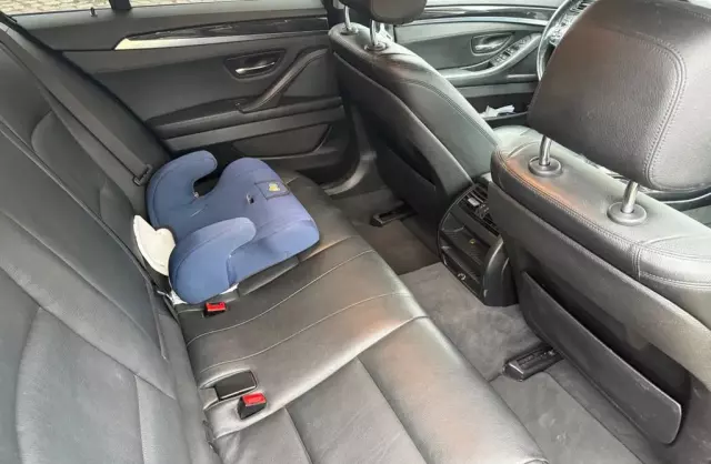 BMW Seria 5 518d (143 KM)